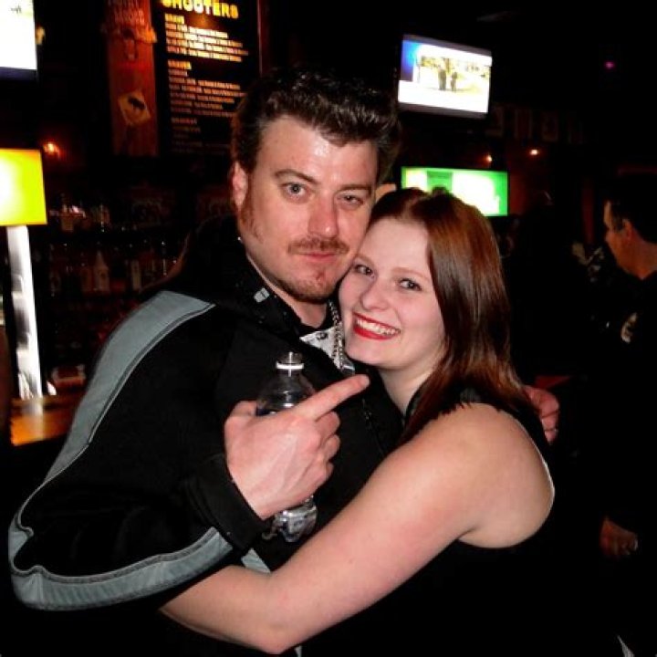 The Inside Scoop: Robb Wells Marries His Longtime Love