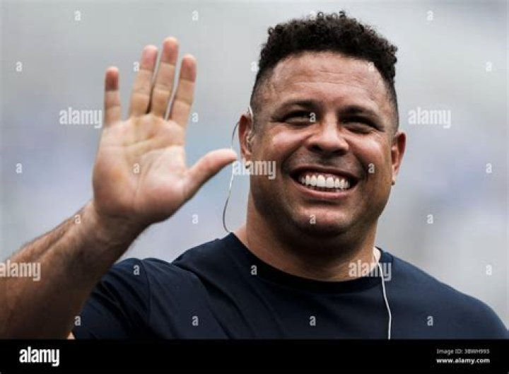 Ronaldo Luis: The Journey of a Football Legend