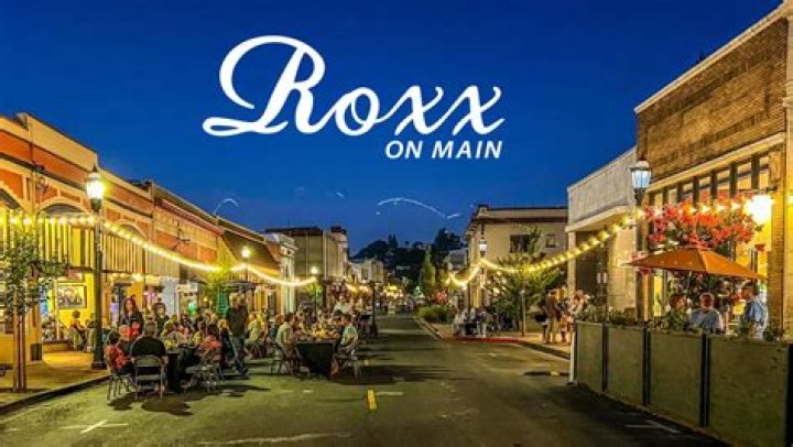 Roxx on Main: The Ultimate Guide to a Unique Dining Experience
