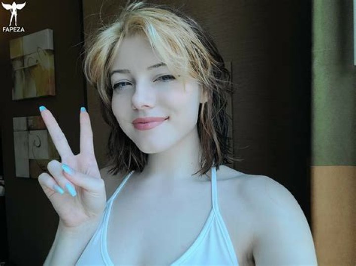 Rylie Rowan: A Rising Star in the Entertainment Industry