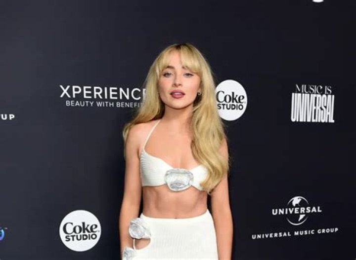 Sabrina Carpenter's Weight and Height: All You Need to Know
