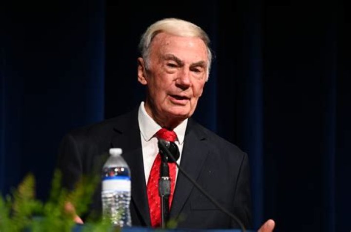 Sam Donaldson's Net Worth: A Fortune in Broadcasting