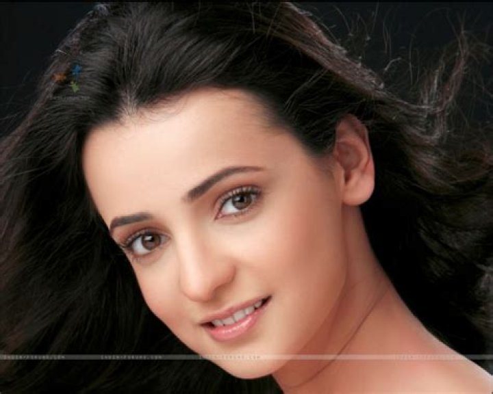 Exploring the Life and Career of Sanaya Irani: A Deep Dive into the Acclaimed Indian Actress