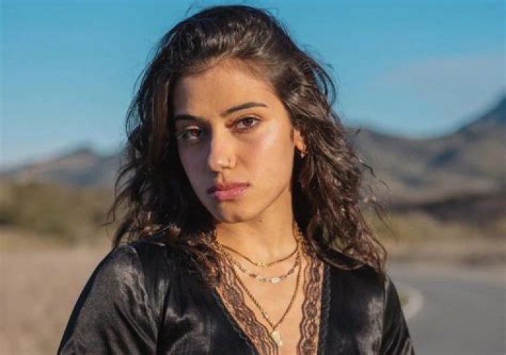 Sara Saffari Age: A Comprehensive Look into Her Life and Achievements