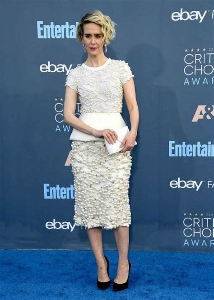 Unveiling Sarah Paulson Height: Everything You Need to Know