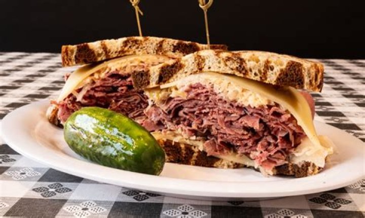 Schmaltz Deli: A Gourmet Destination for Food Enthusiasts