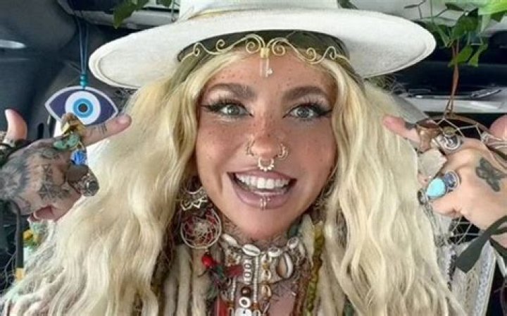 Shanin Blake: Unveiling the Allure of Her OnlyFans Journey