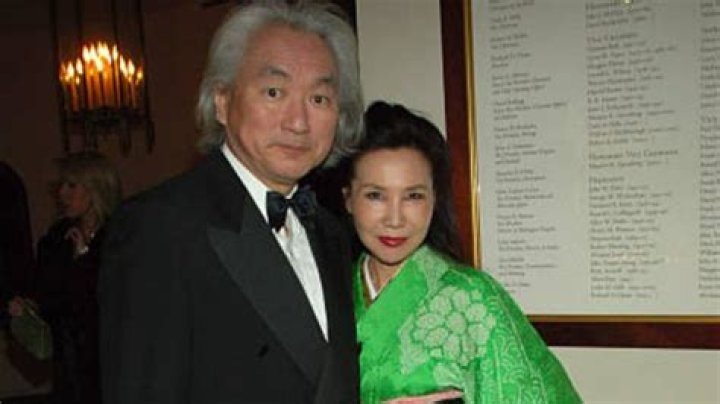 Shizue Kaku: The Multifaceted Talent from Japan