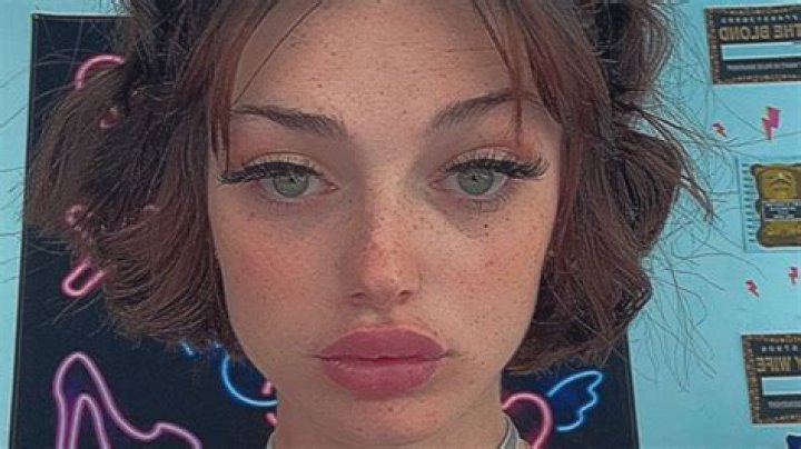 Shrooms Q Real Name: Unveiling the Identity Behind the Online Persona