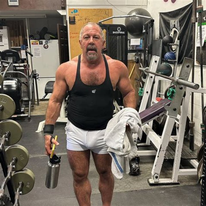 Understanding Silver Daddies: What You Need to Know