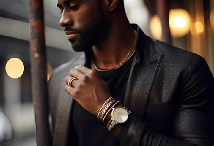 Choosing Between Silver and Gold for Asian Men's Jewelry