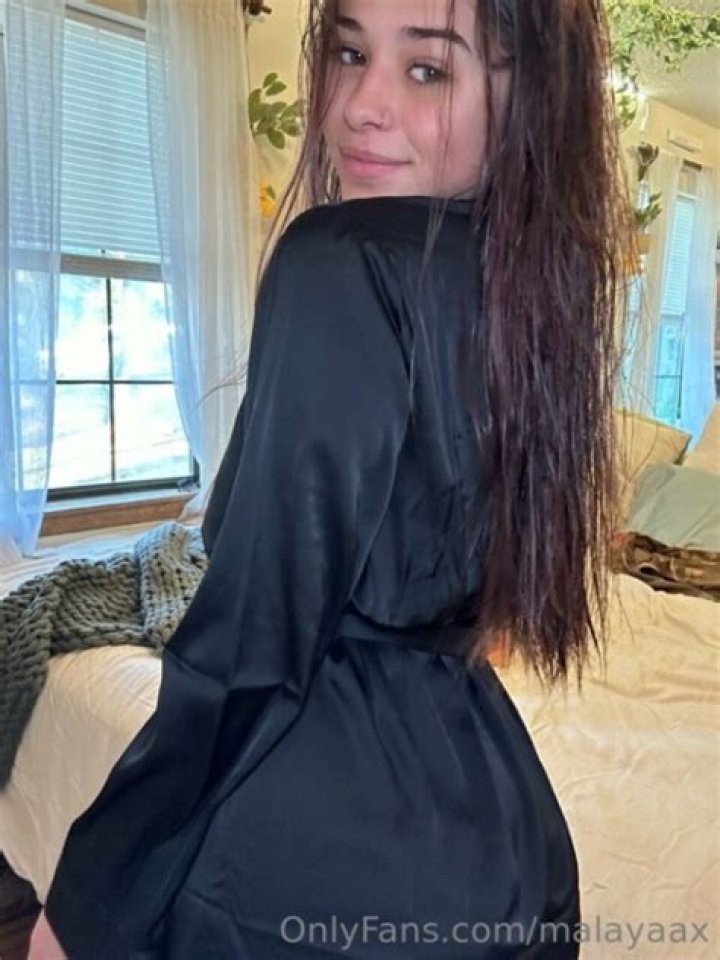 @sophieraiin nude: Exploring the Controversy and Artistry Behind the Trend