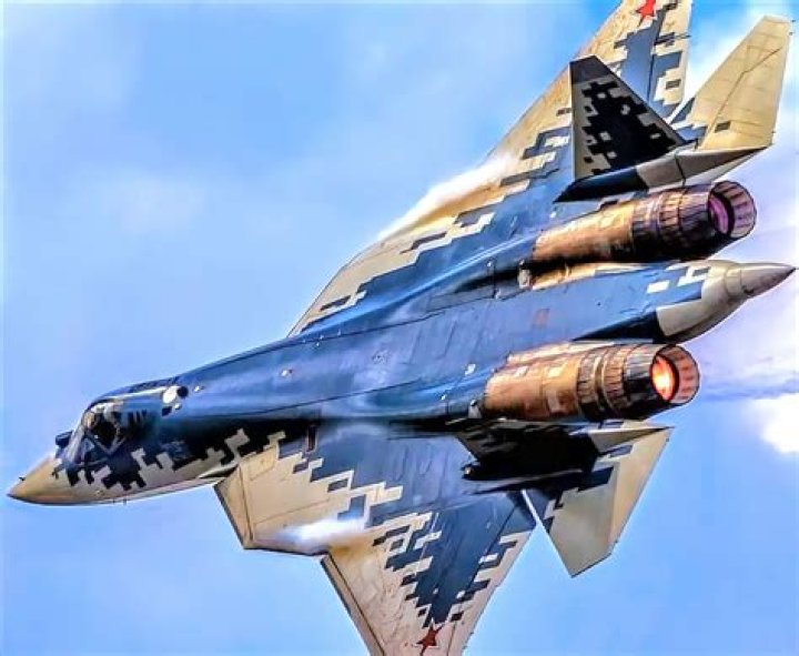 Exploring the Su-57: Russia's Cutting-Edge Stealth Fighter Jet
