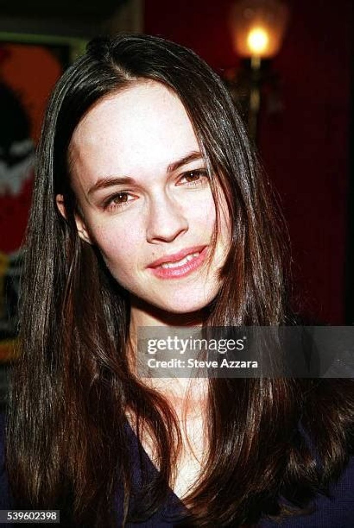 Susan May Pratt: A Comprehensive Look into the Life and Career of a Talented Actress
