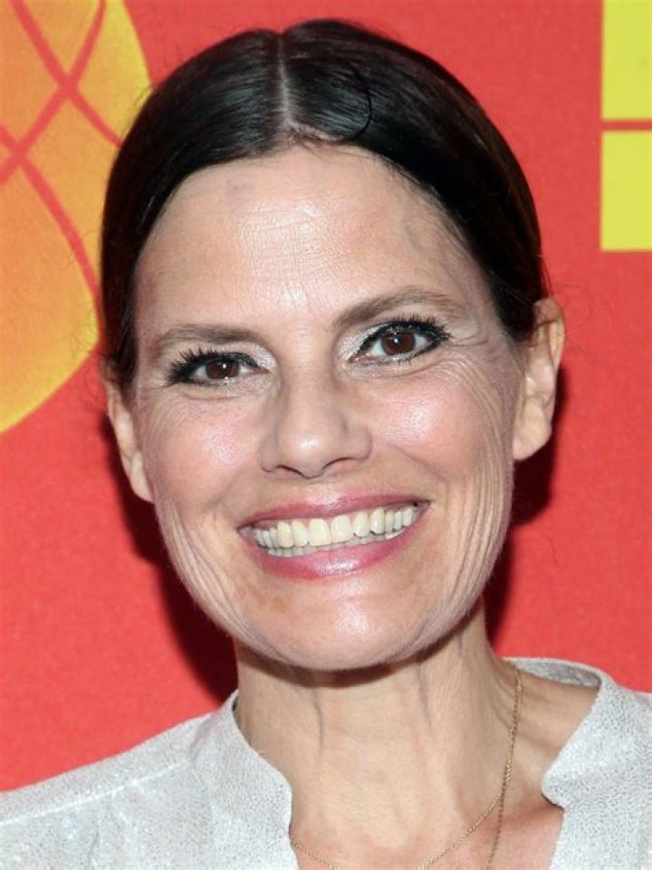 Suzanne Cryer: A Comprehensive Look into the Life and Career of a Talented Actress