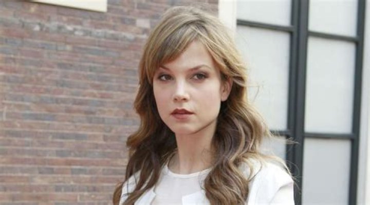 Sylvia Hoeks: The Rising Star of Dutch Cinema