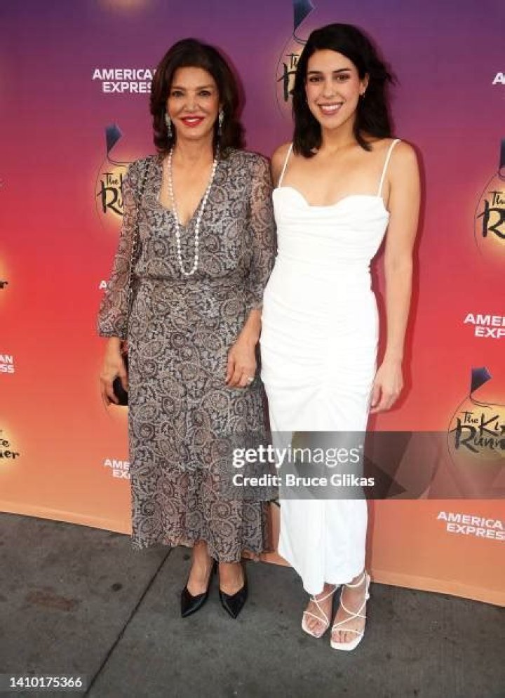 Tara Touzie: The Rise of a Digital Marketing Guru and Her Impact on Modern Business