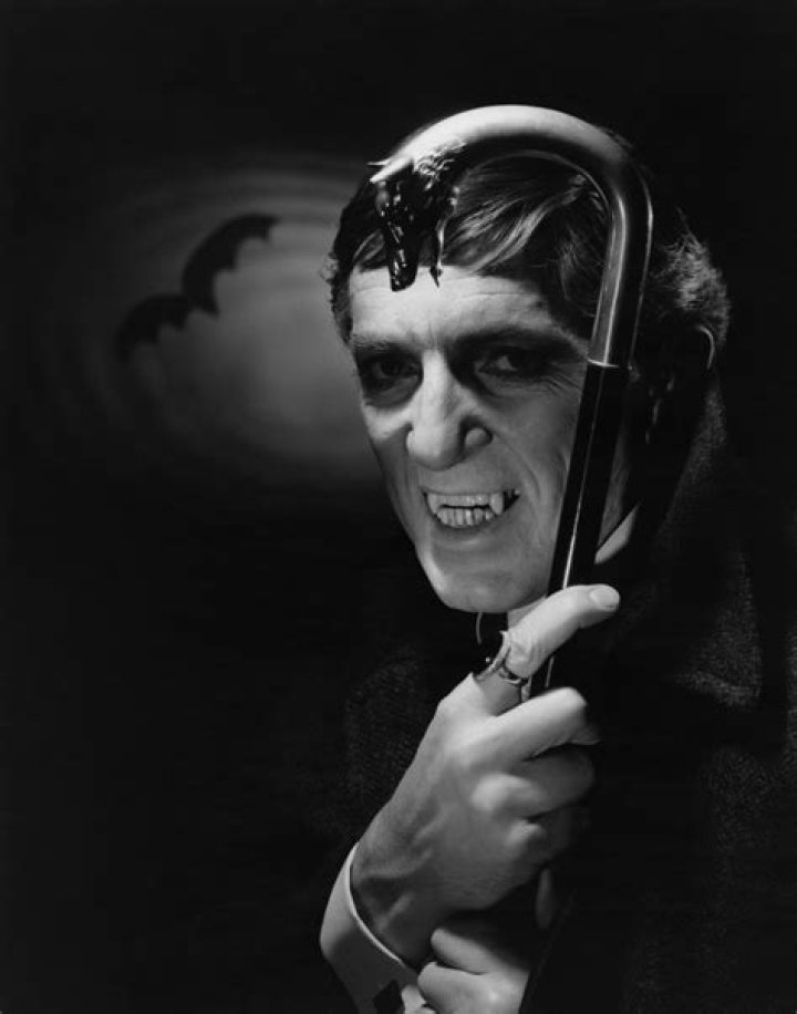 The Enduring Legacy of a Legendary Actor: Jonathan Frid, The Man Behind the Vampire