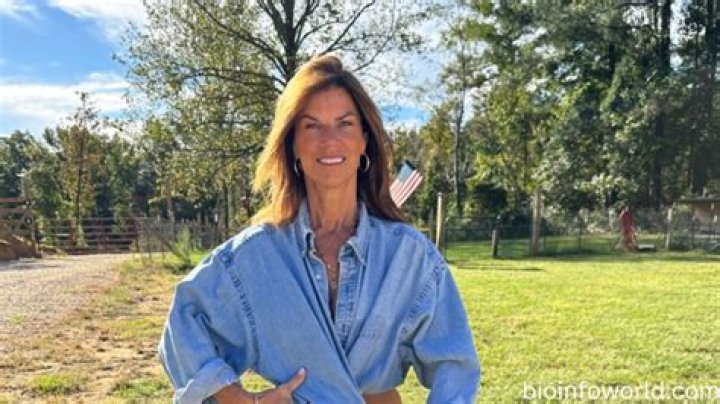 Mary Burke Net Worth - Uncovering the Truth