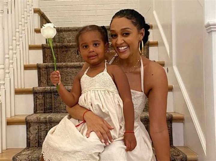 Tia Mowry's Daughter Passing: A Deep Dive into Grief and Healing