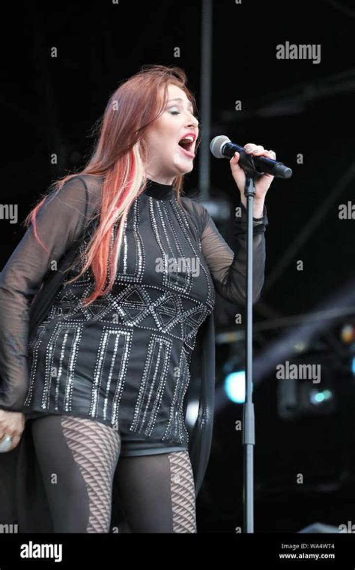 Tiffany Singer: The Rising Star of Contemporary Music