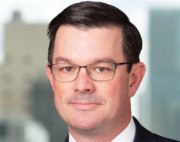 Tom Miles: Exploring the Investment Expertise of Morgan Stanley