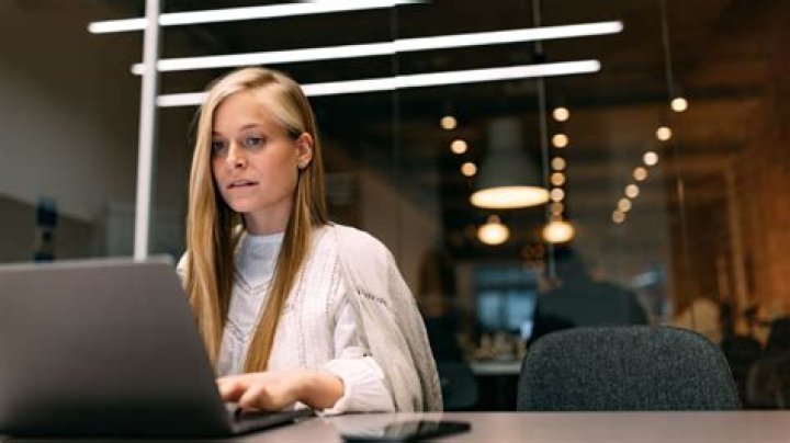 Trabajos Remotos en Estados Unidos: Una Guía Completa para Encontrar Oportunidades