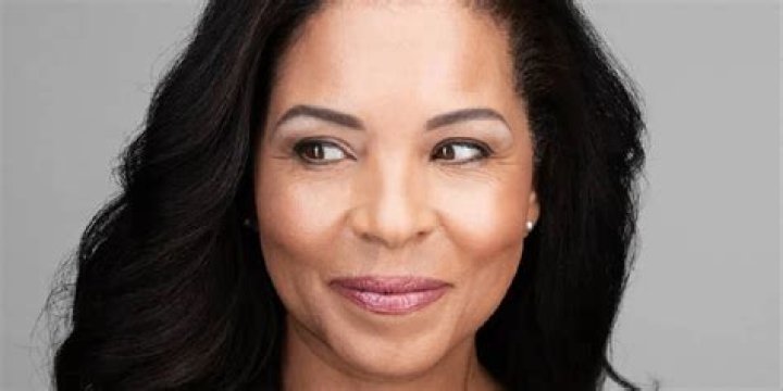 A Journey Into the Extraordinary: The Traci Wolfe Biography