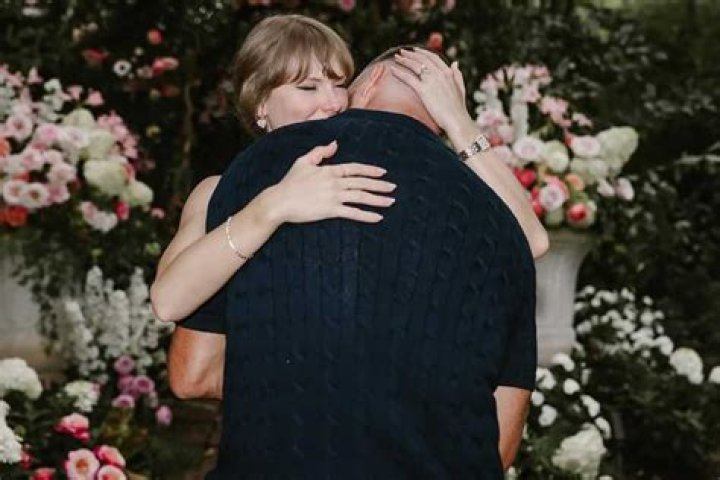 Travis and Taylor Breaking Up: What Fans Need to Know