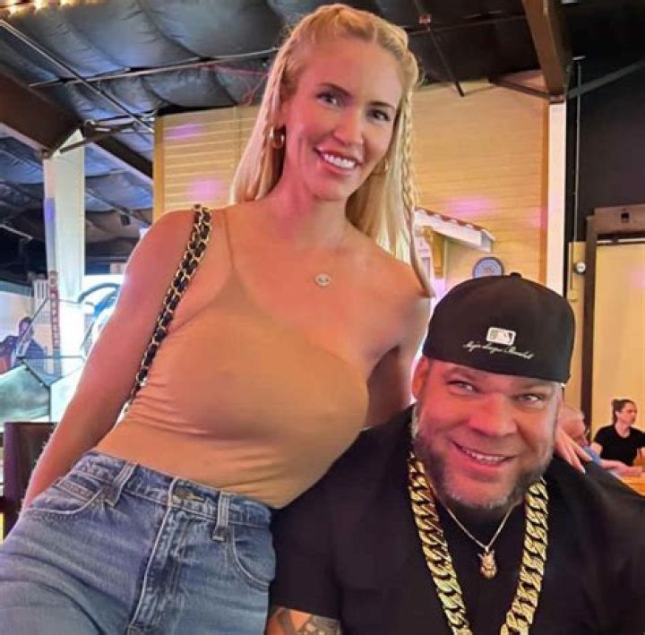 Tyrus Wife Picture: A Deep Dive into the Life and Relationship of Tyrus