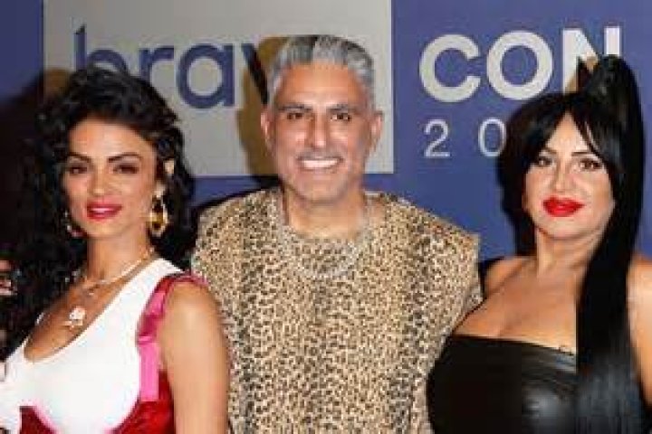 Unveiling the Life of Golnesa Gharachedaghi's Husband: A Journey Through Love and Reality