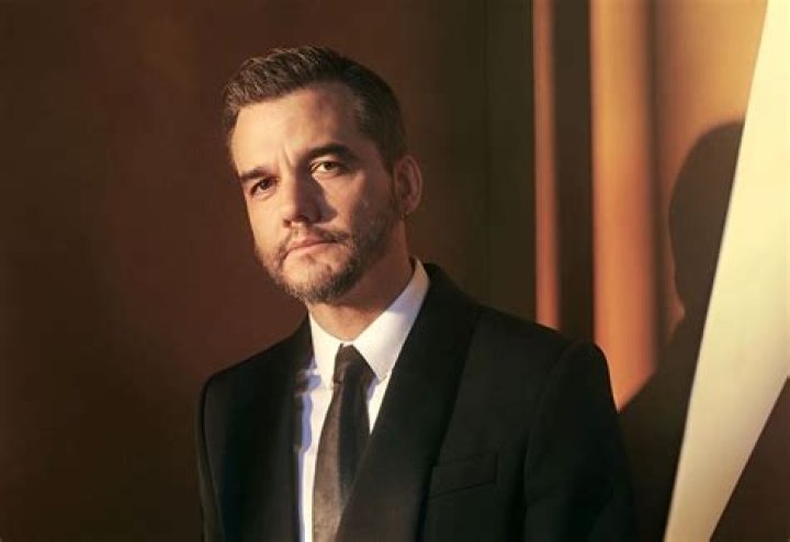 Wagner Moura's Impressive Height: Unveiling the Brazilian Actor's Physical Attributes