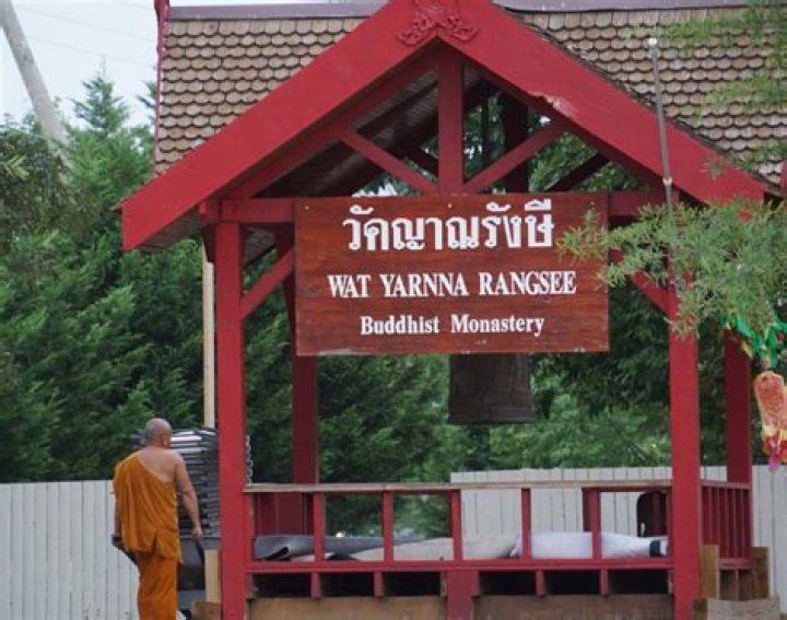 Wat Yarnna Rangsee: Explore the Buddhist Monastery
