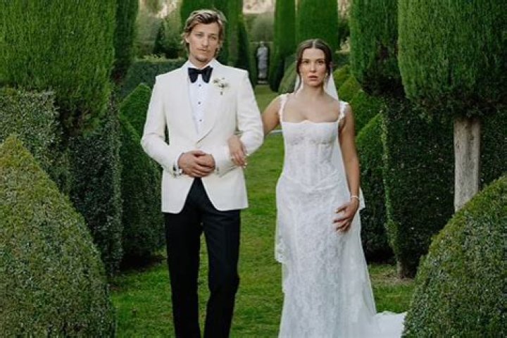 Wedding, Shaun Evans Wife, and Son: A Comprehensive Look into the Personal Life of the Famous Actor