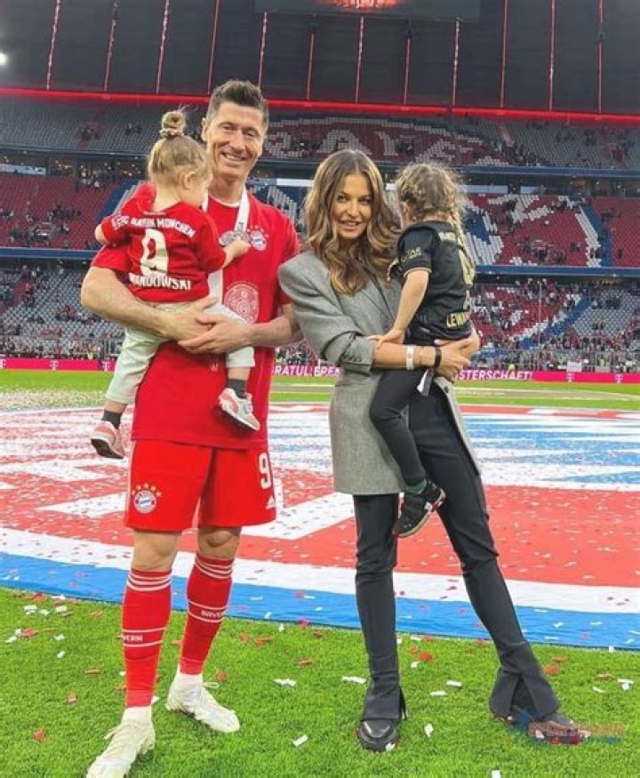 Unraveling the Intricacies of Robert Lewandowski's Family Tree