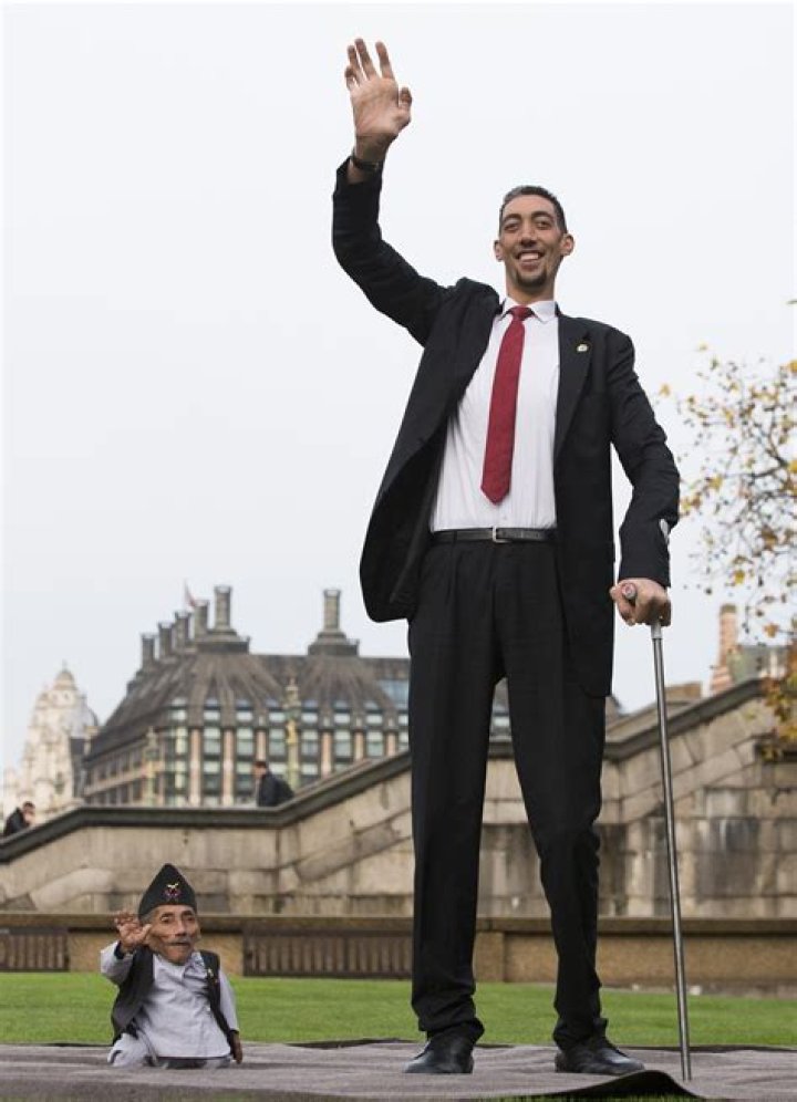 Discovering the Life of the World’s Tallest Man